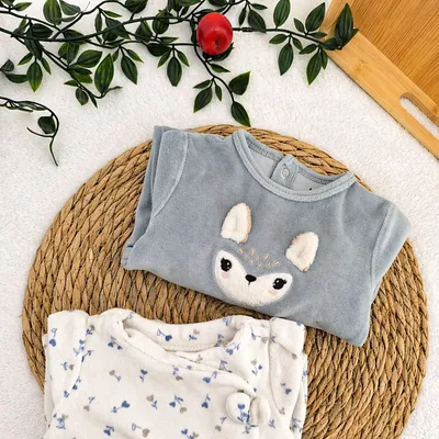 2 pyjamas velours Kiabi & Tape à l'œil, 1 mois 